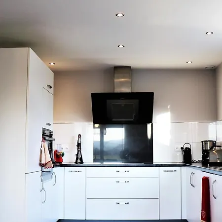 Maison Familiale Spacieuse, Animaux Acceptés à - Fr-1-744-51 Hébergement de vacances