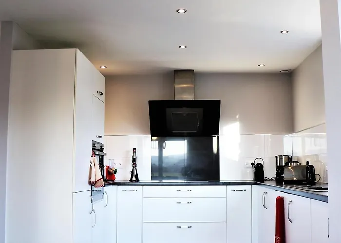 Maison Familiale Spacieuse, Animaux Acceptés à - Fr-1-744-51 Hébergement de vacances