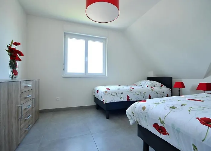 Maison Familiale Spacieuse, Animaux Acceptés à - Fr-1-744-51